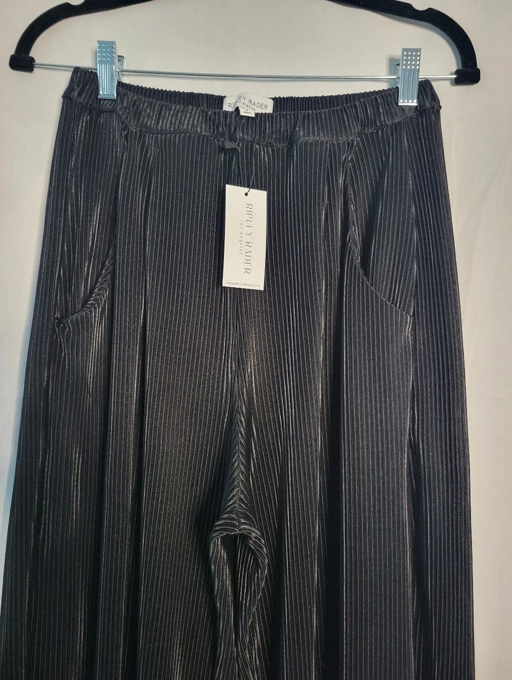 Ripley Rader Black Micropleat Longe Pants
